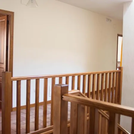 Casa Del Cura Las Navas del Marqués